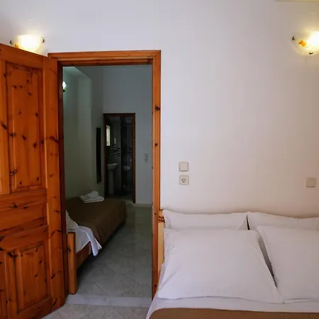 Antoni's * Sými